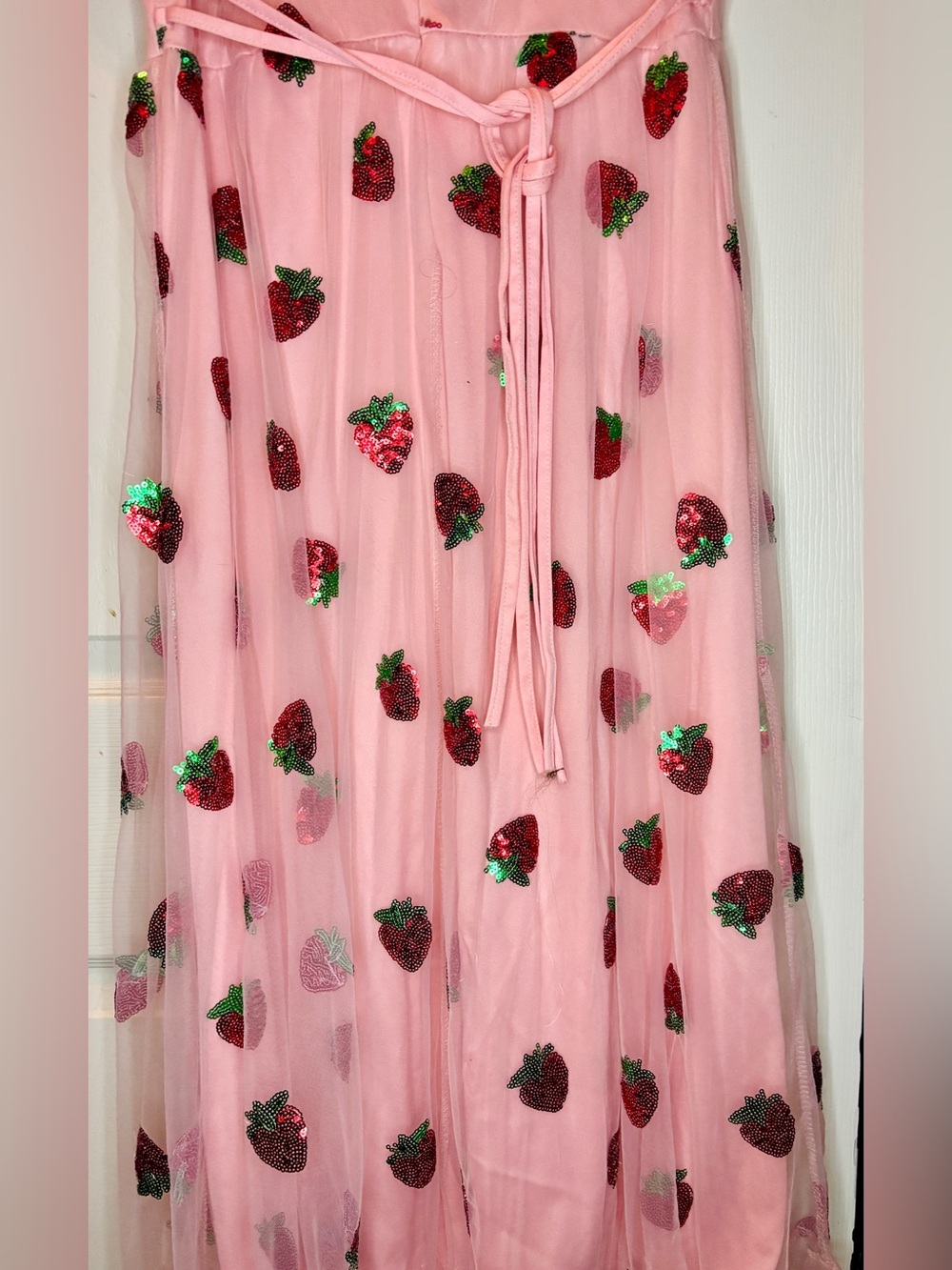 Pink Strawberry Sequin Tulle Maxi Dress Size Large Coquette NWOT - Picture 16 of 16